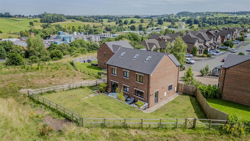 Property photo 1 of 26 Rear Drone