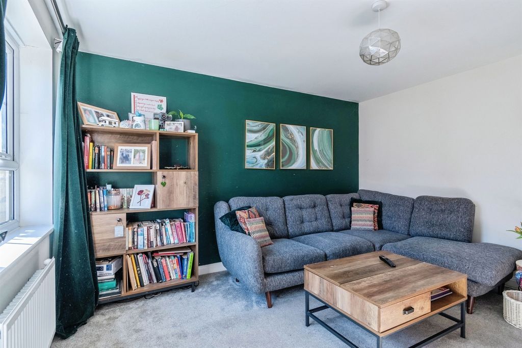 Property photo 2 of 15