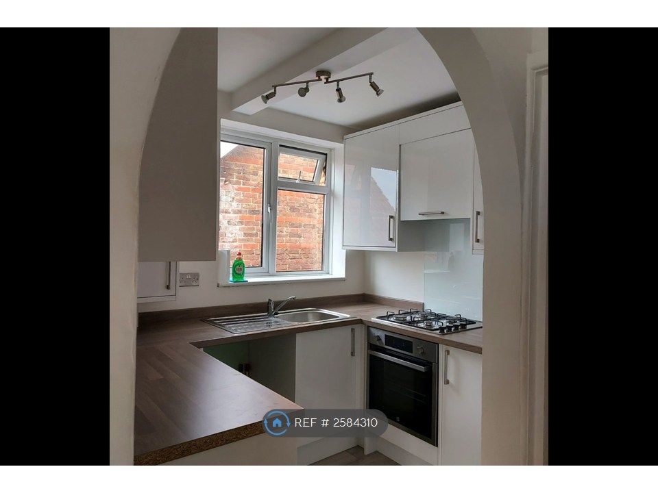 Property photo 3 of 9