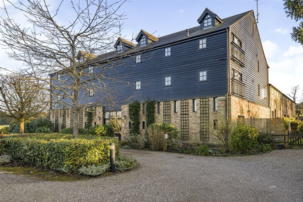 Property photo 1 of 16 Picture No. 28