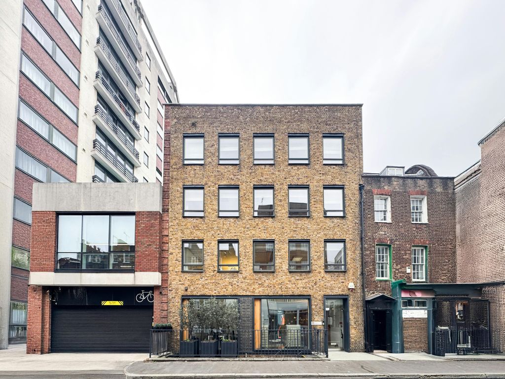 Property photo 2 of 9 Image 33.Jpg