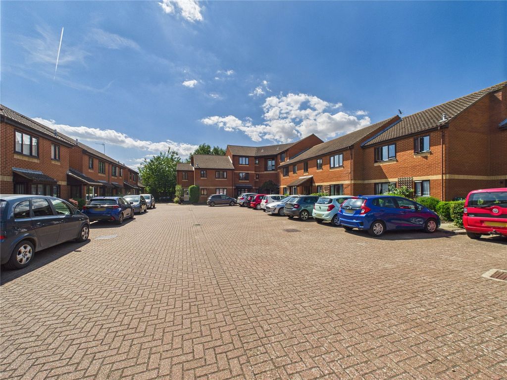 Property photo 1 of 10 1 - Picture No. 03