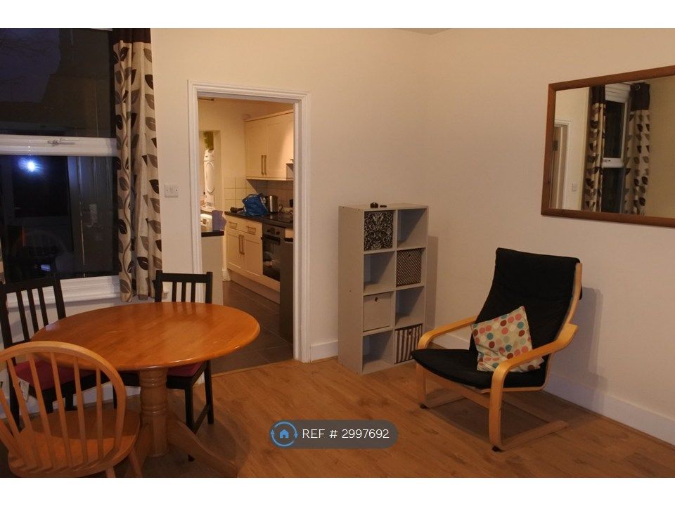 Property photo 2 of 10 Dining Room