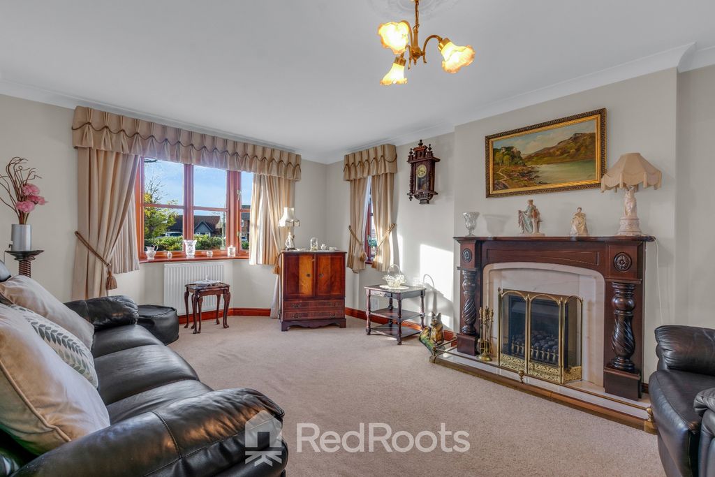 Property photo 3 of 31 4679612