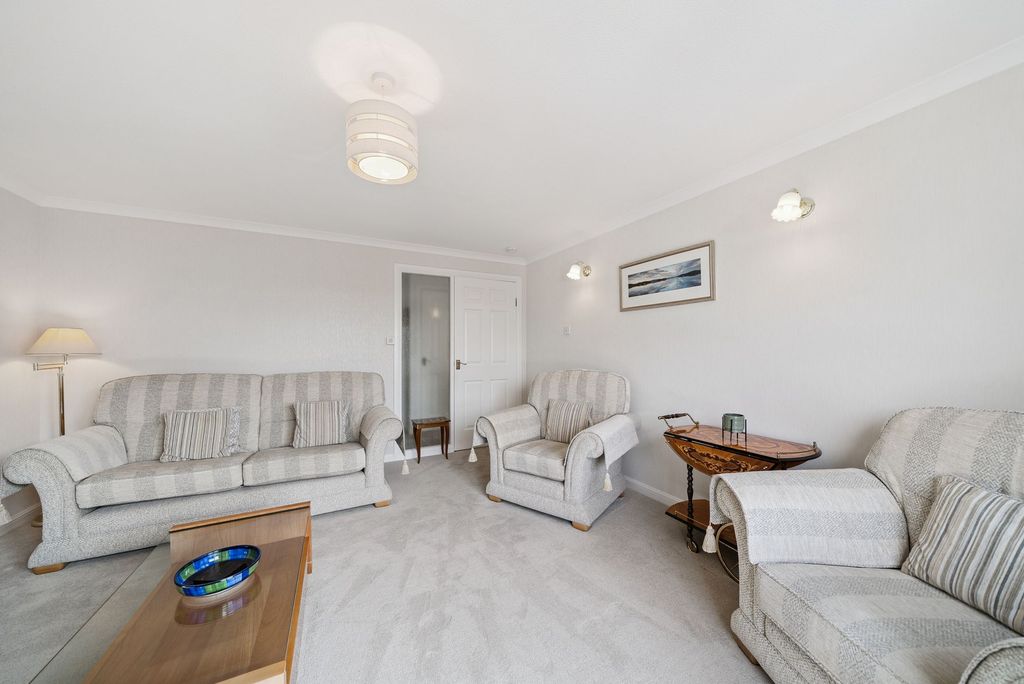 Additional image 7 of 2 bed flat for saleFlat 3, 12 Campbell Street, Helensburgh G84
