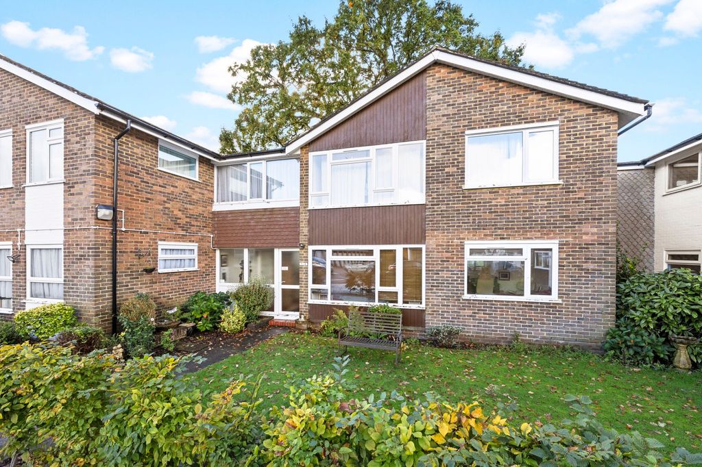 Property photo 1 of 18