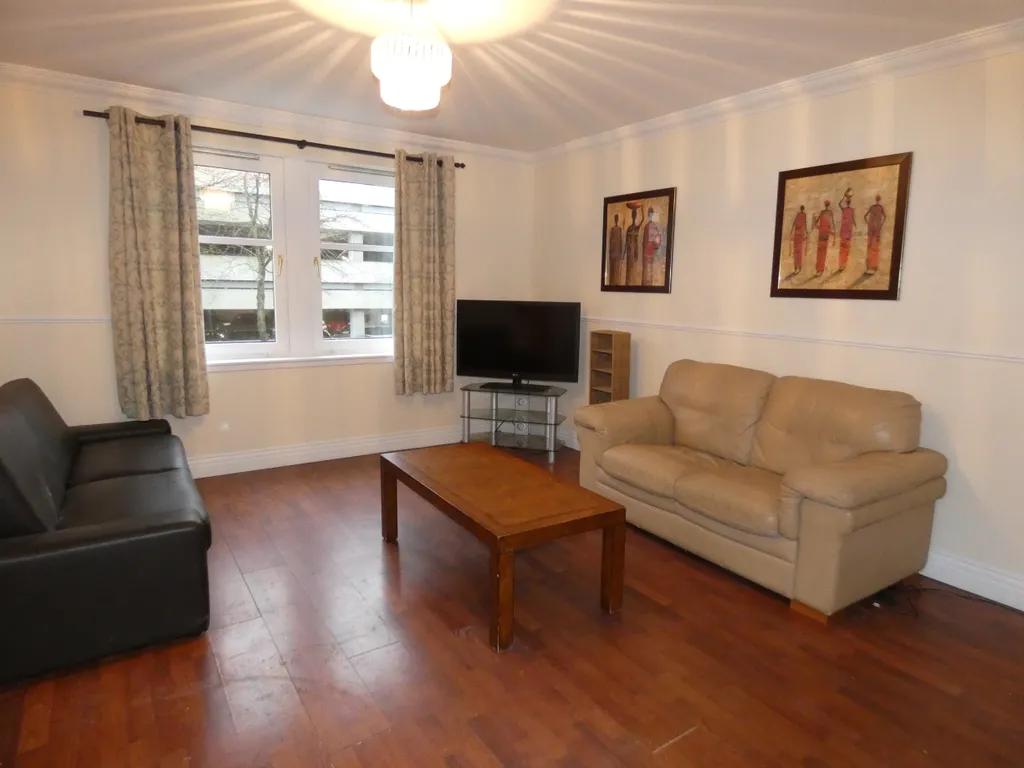 Apartment in Aberdeen, City Centre - More