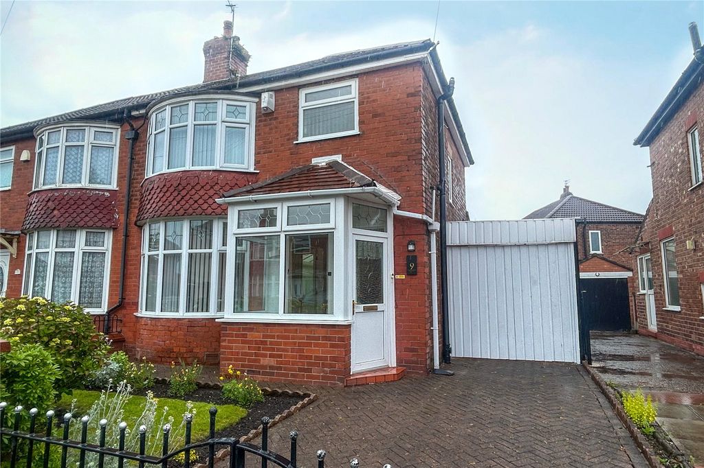 Property photo 1 of 25 Picture No. 34
