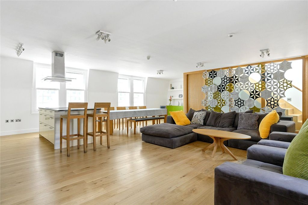 Property photo 1 of 23 Reception Room