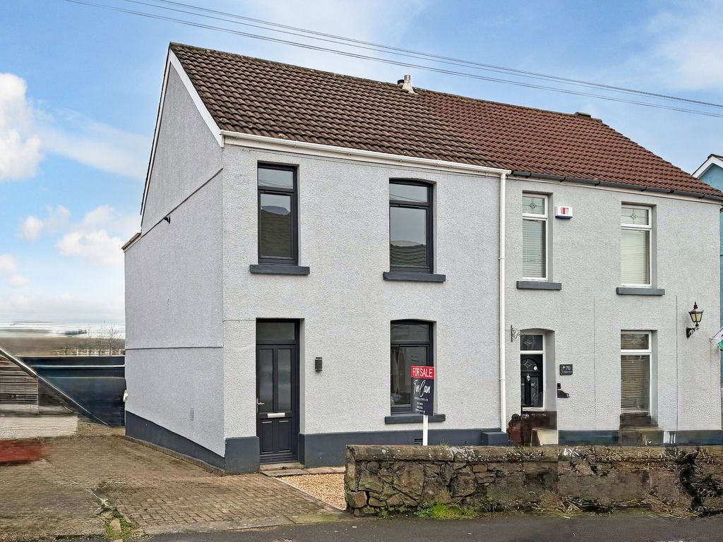 Property photo 1 of 34