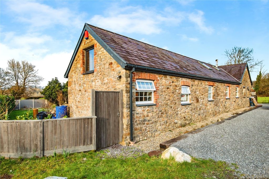 Property photo 1 of 15 Picture No. 13
