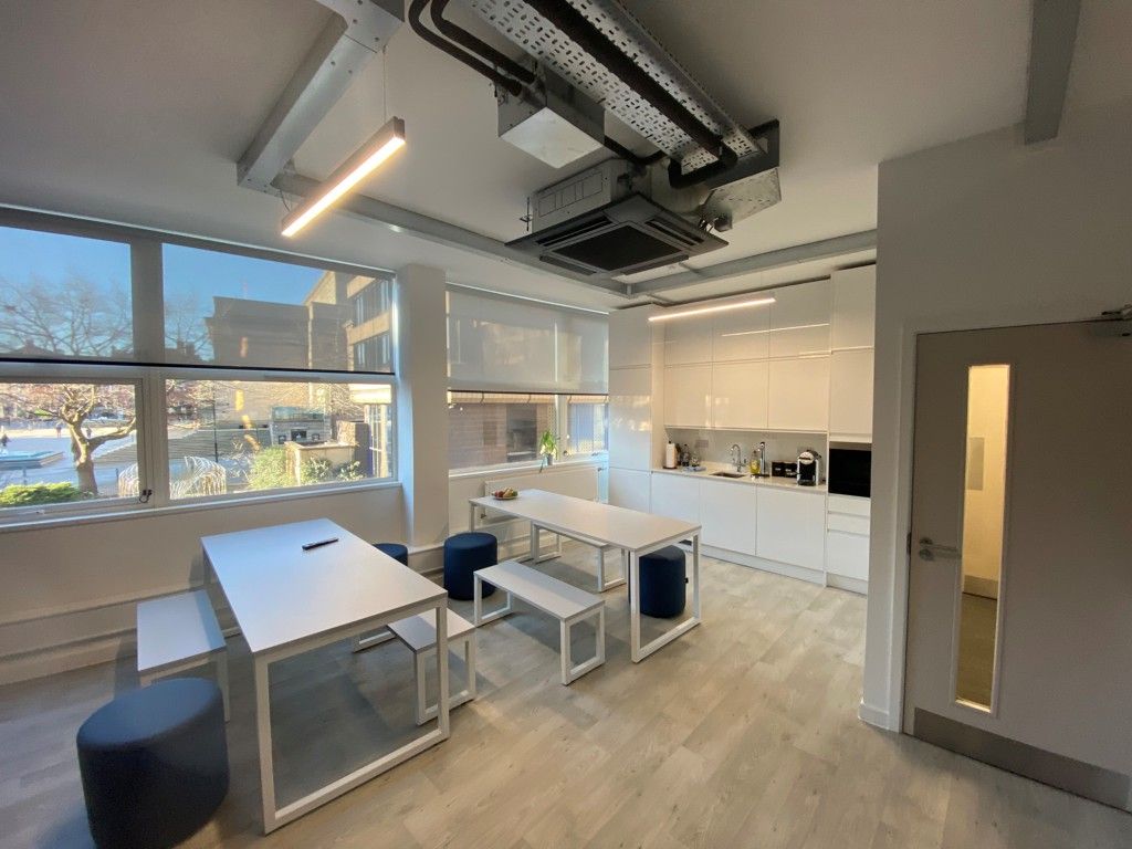 Property photo 3 of 7 Photo 8