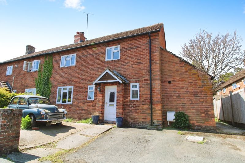 Property photo 1 of 17 Extended Semi Detached House