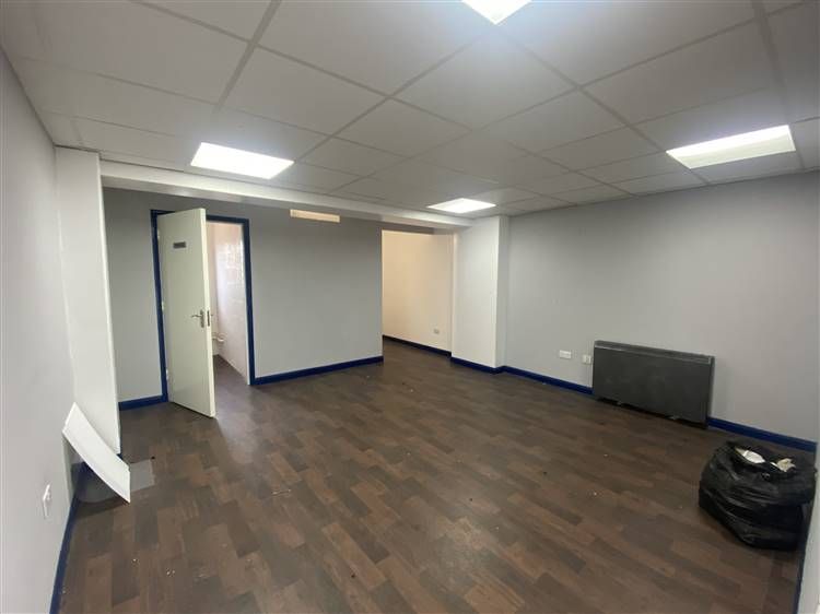 Property photo 2 of 3