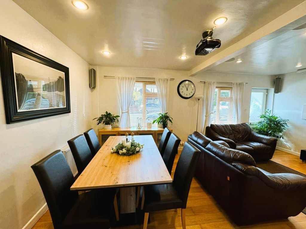Property photo 3 of 30 3.Jpg