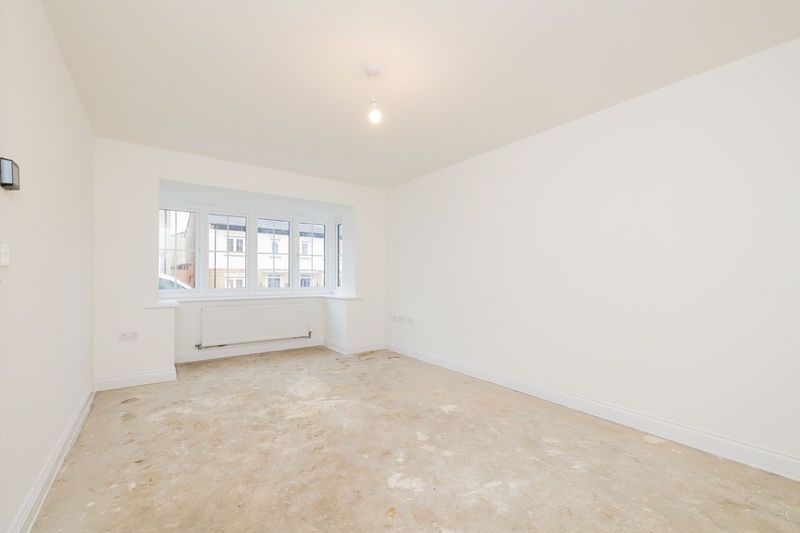 Property photo 2 of 48 Photo 3