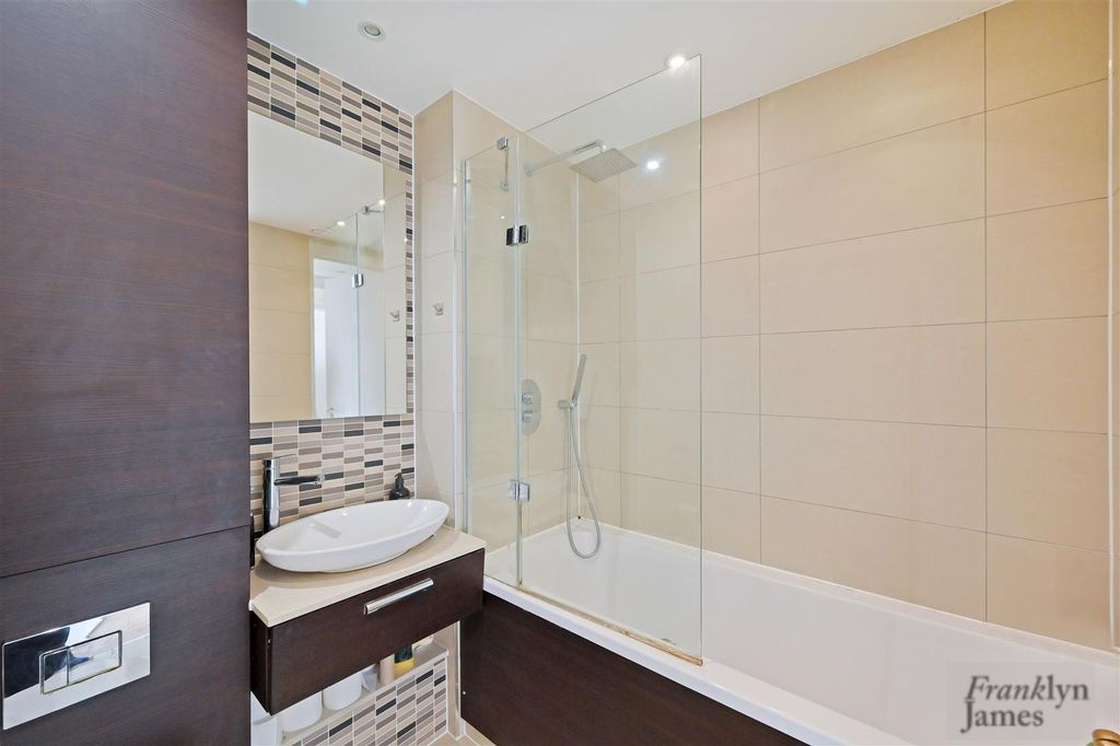 Property photo 3 of 12 135-Horizons-Tower (10).Jpg