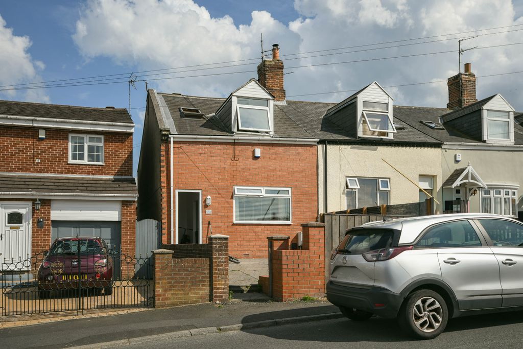 Property photo 1 of 20