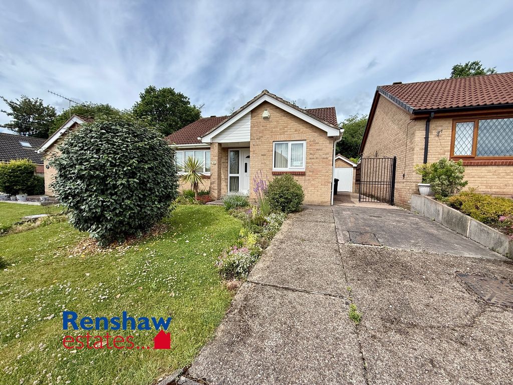 Property photo 1 of 9 F (1)