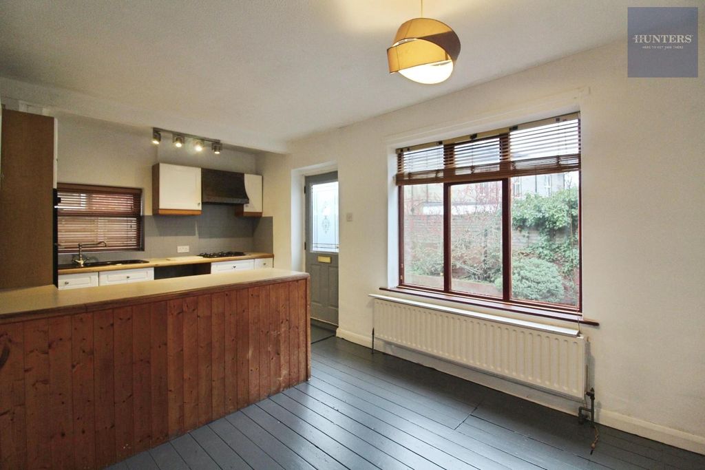 Property photo 3 of 20 Kitchen Diner