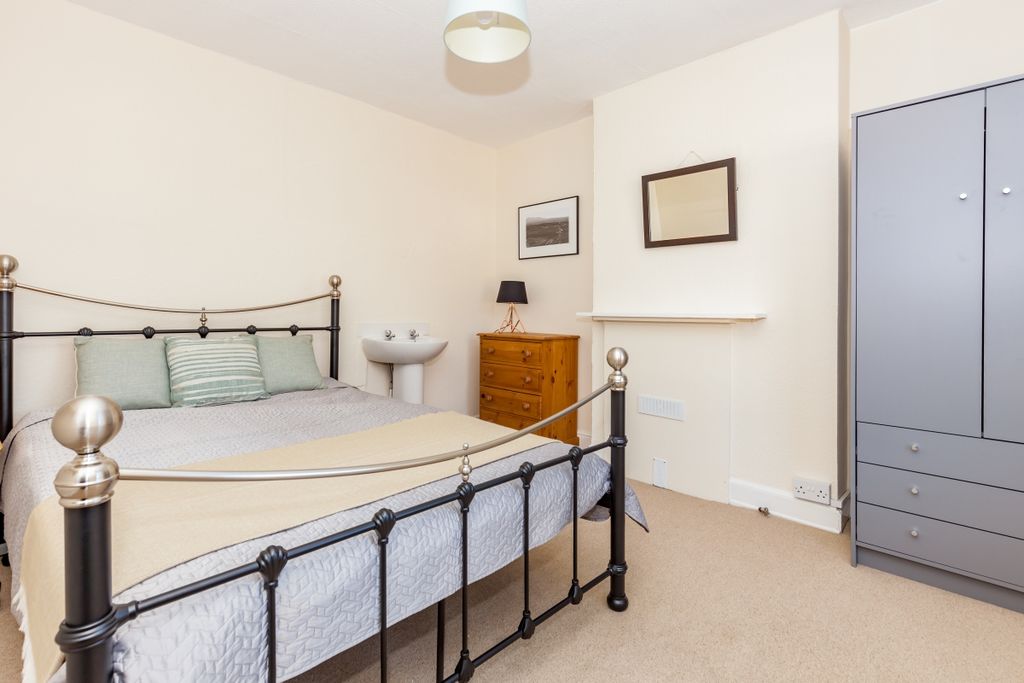 Property photo 2 of 12 83715