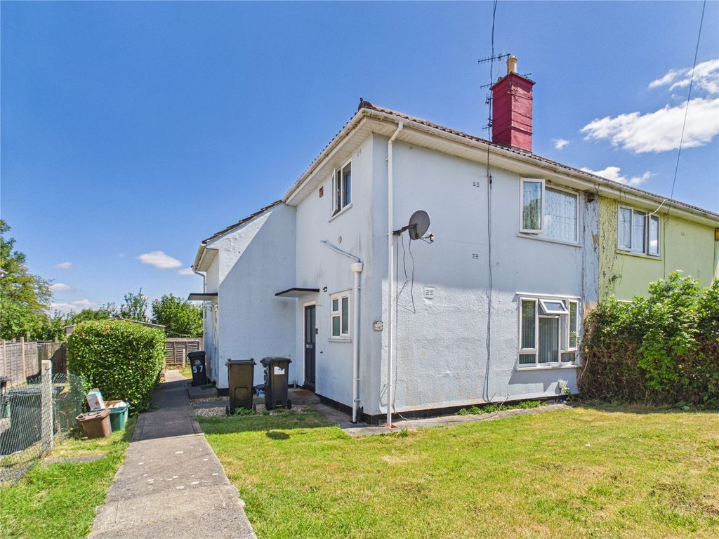 Property photo 2 of 28 Picture No. 50