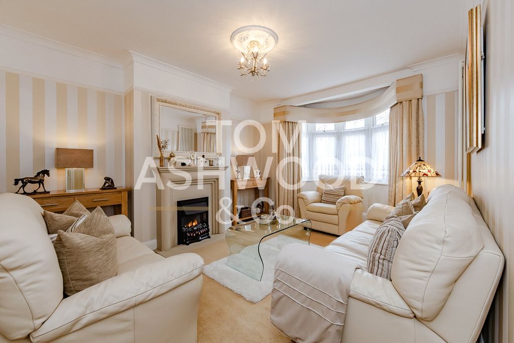 Property photo 3 of 22 Picture No. 08