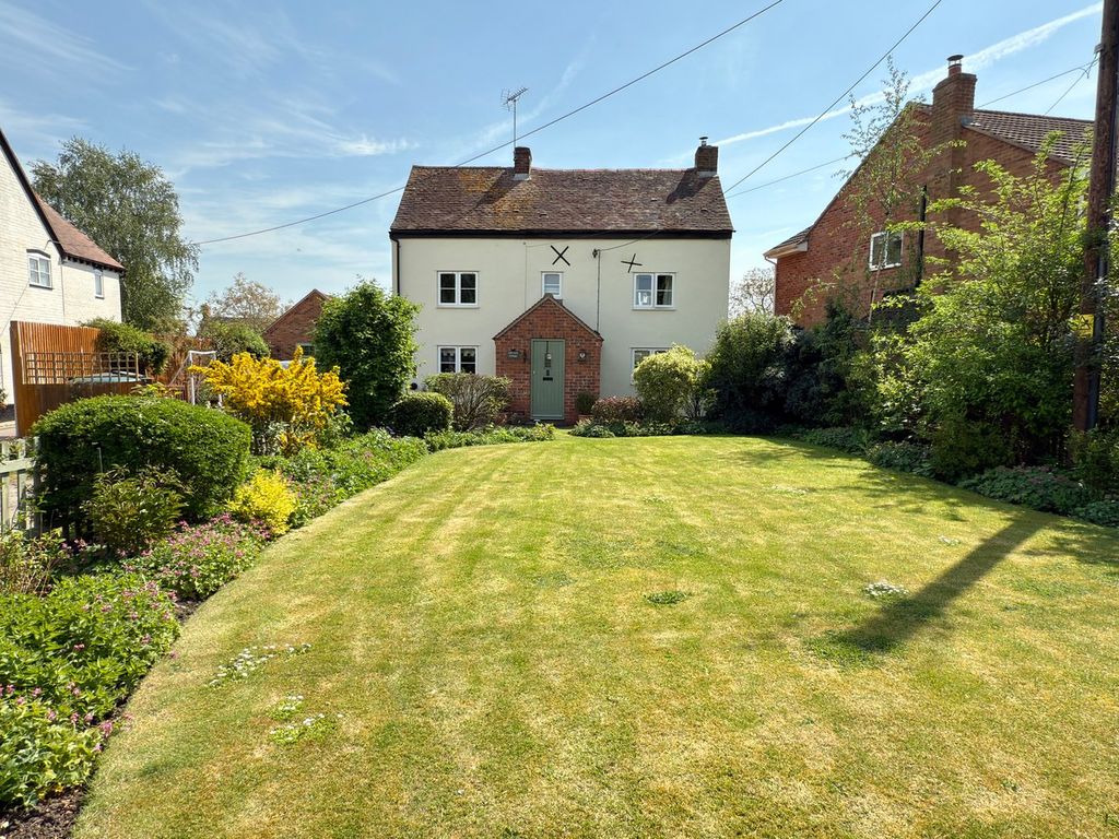 Property photo 1 of 17