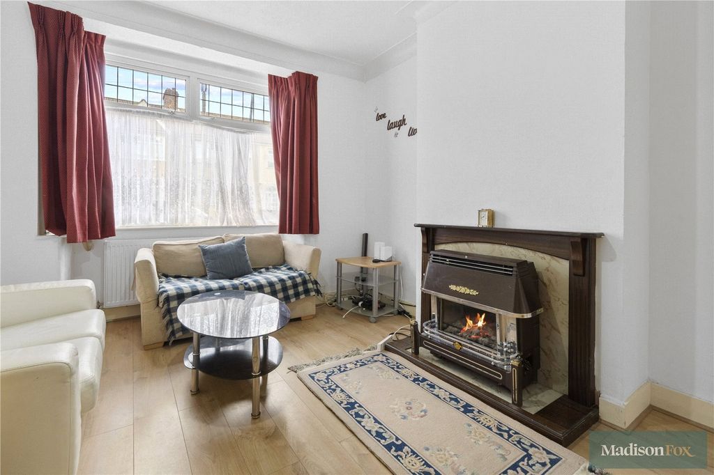 Property photo 3 of 19 Picture No. 03