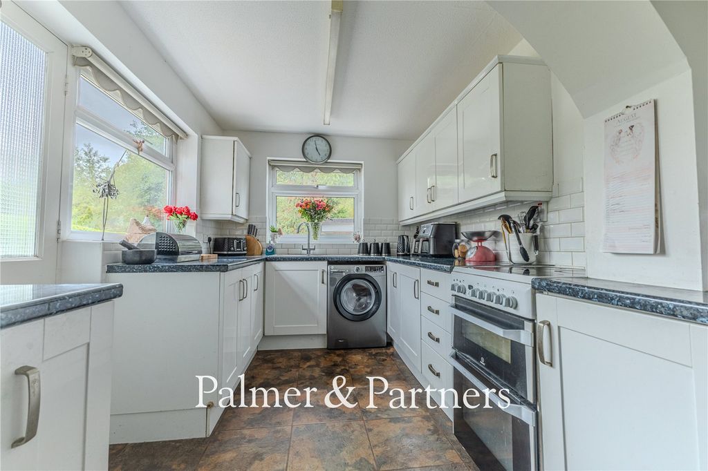 Property photo 3 of 17 Picture No. 04