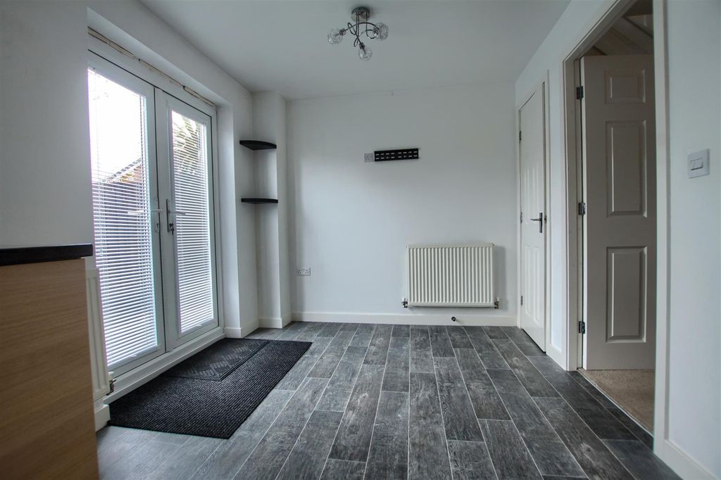 Property photo 3 of 9 Bl3.Jpg