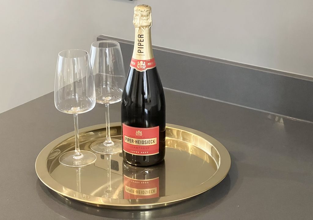 Property photo 3 of 7 Gallery