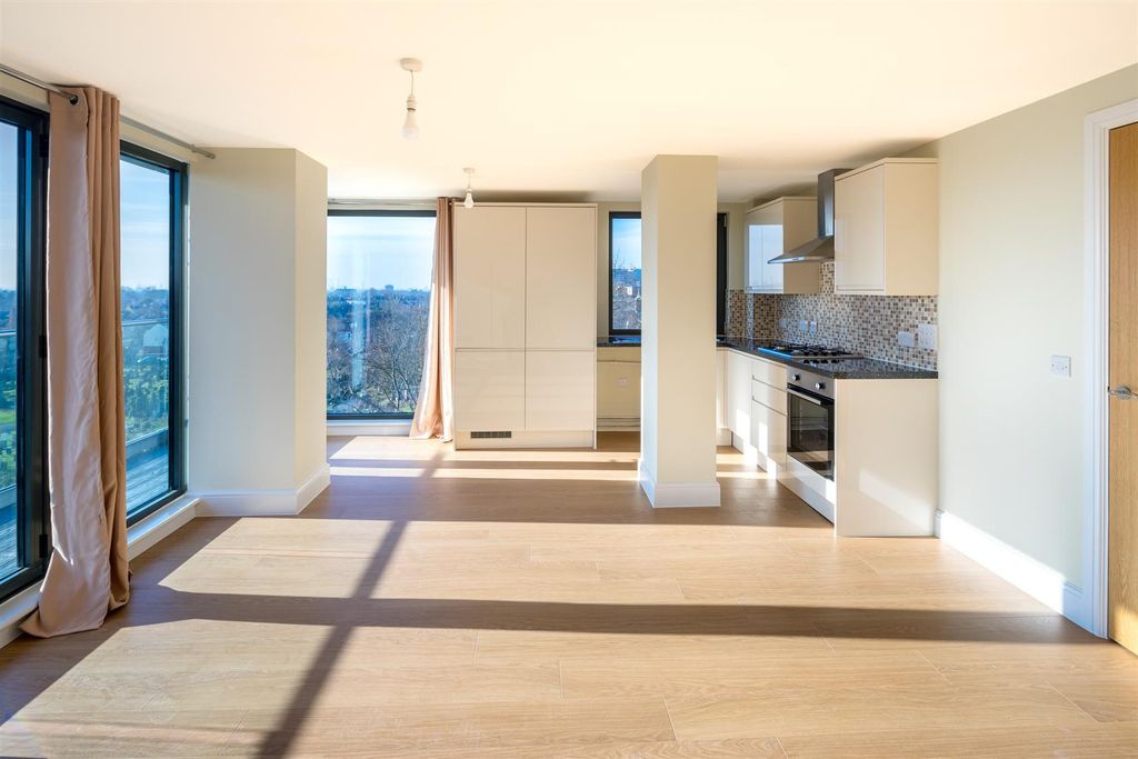 Property photo 1 of 12 Dsc09825-Edit.Jpg
