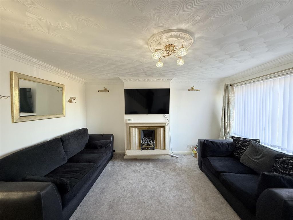 Property photo 2 of 17 Img_6361.Jpeg