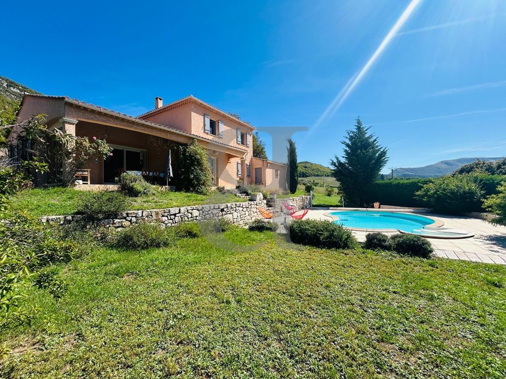 Property photo 2 of 13 185044