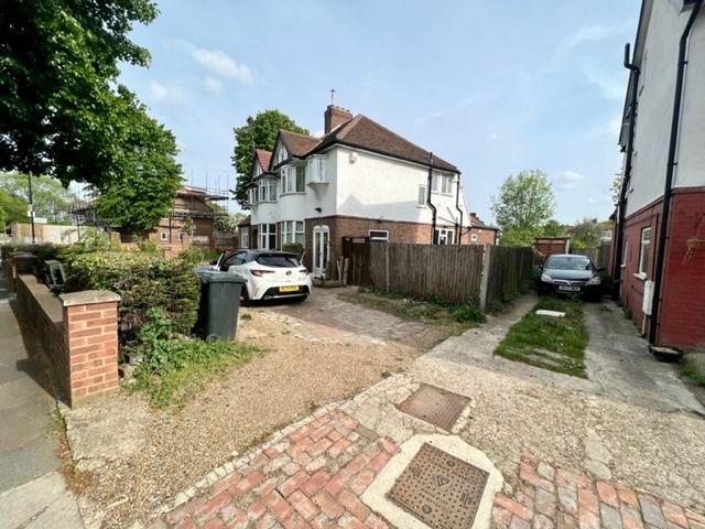 Property photo 1 of 14 4570250