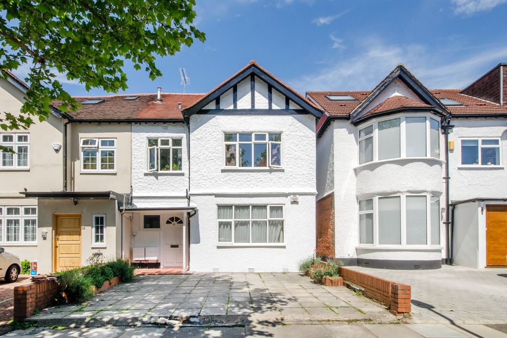 Property photo 1 of 8 4233012