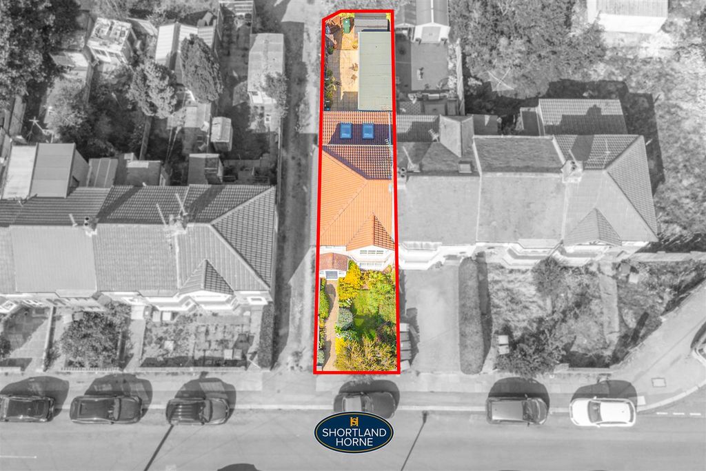 Property photo 2 of 23