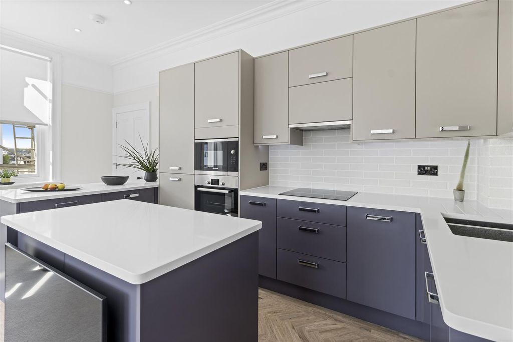 Property photo 1 of 13 11.Jpg