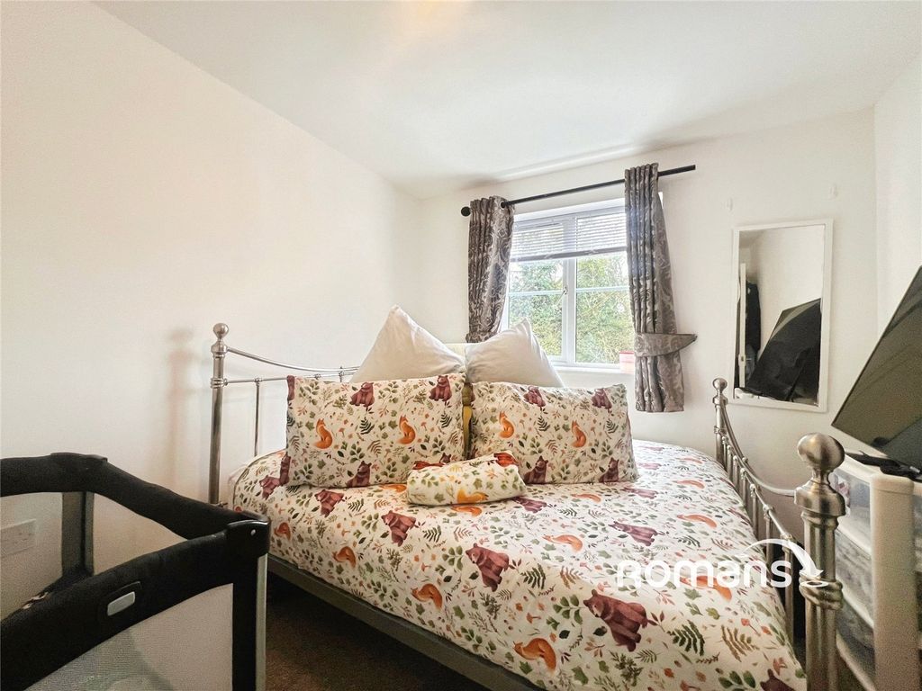 Property photo 3 of 6 Picture No. 02