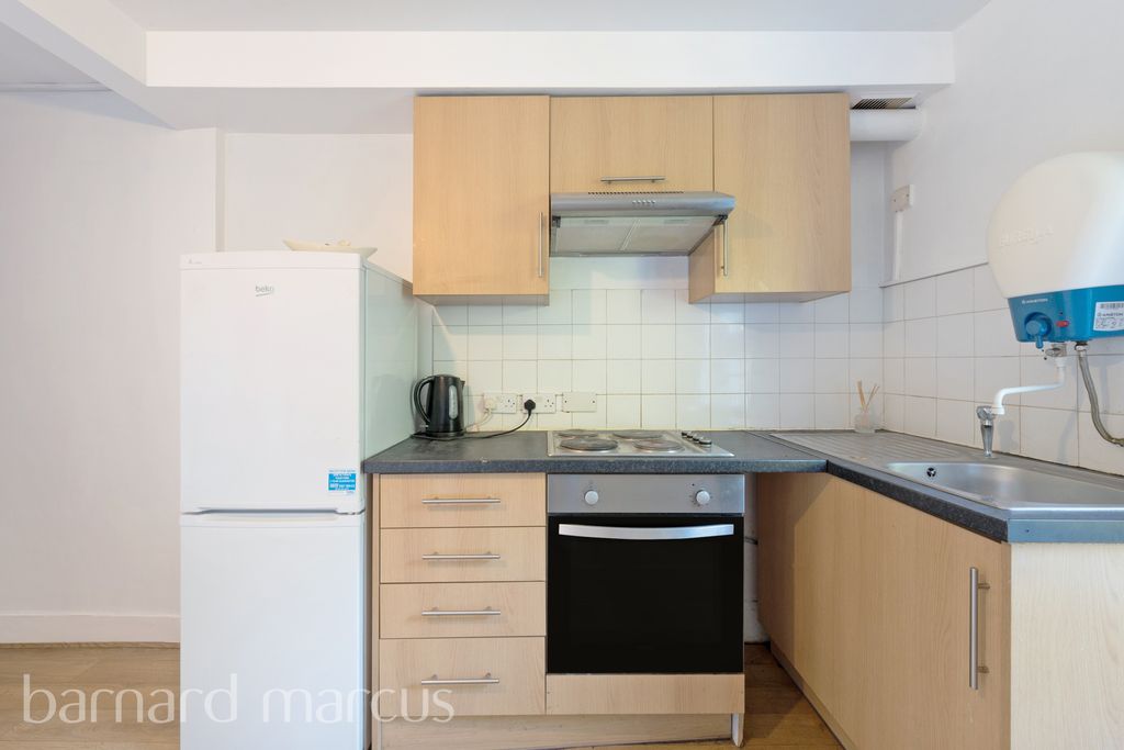 Property photo 3 of 8 Image