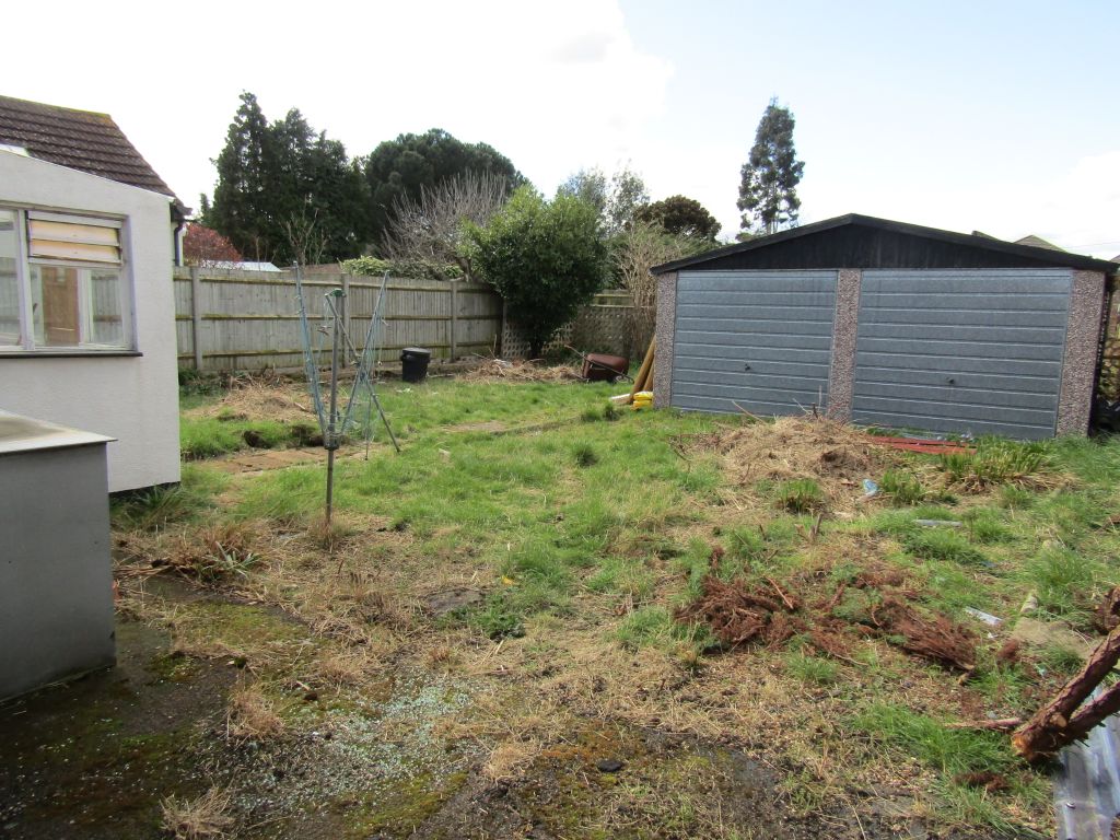 Property photo 3 of 12