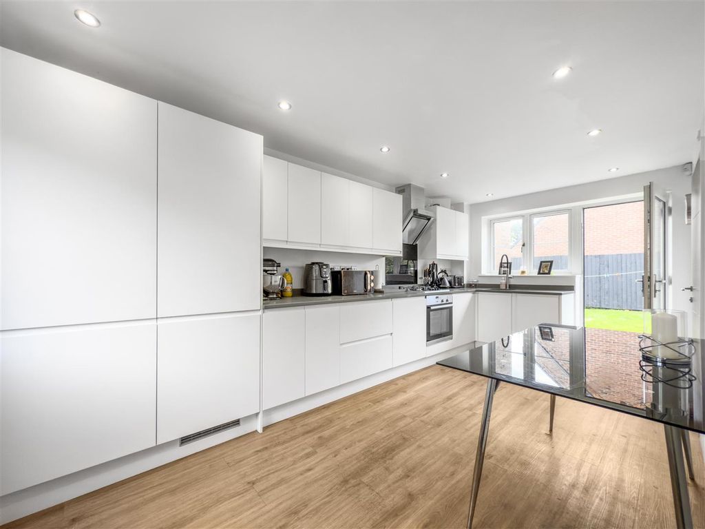 Property photo 1 of 30 The Brambles (4).Jpg