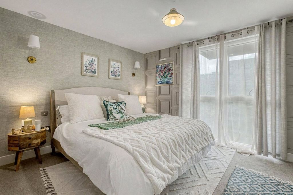 Property photo 3 of 22 Picture No. 03