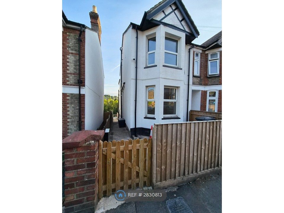 Property photo 1 of 28