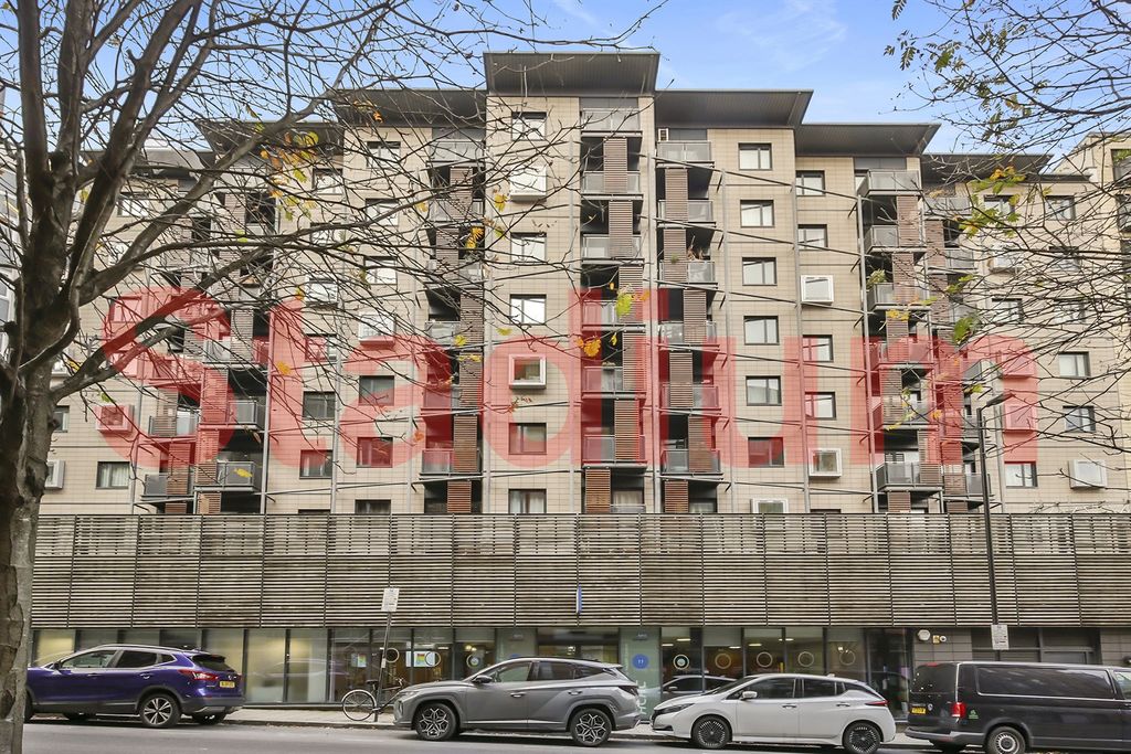 Property photo 1 of 10 (Main)