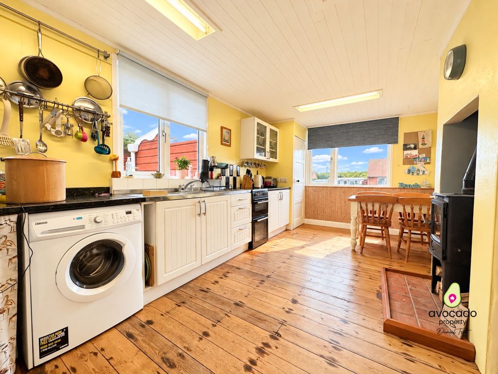 Property photo 2 of 17 5531454