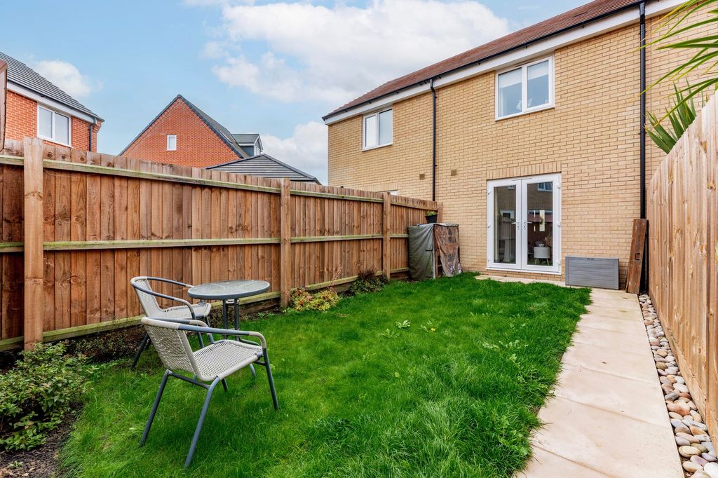 Property photo 2 of 14