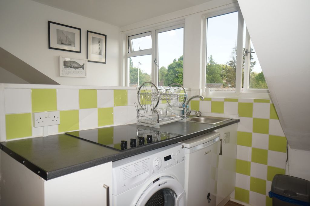 Property photo 3 of 7