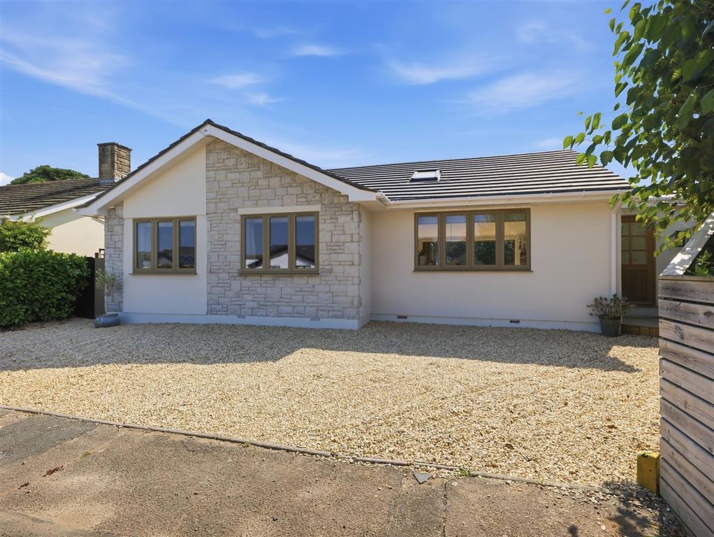 Property photo 3 of 61 Front